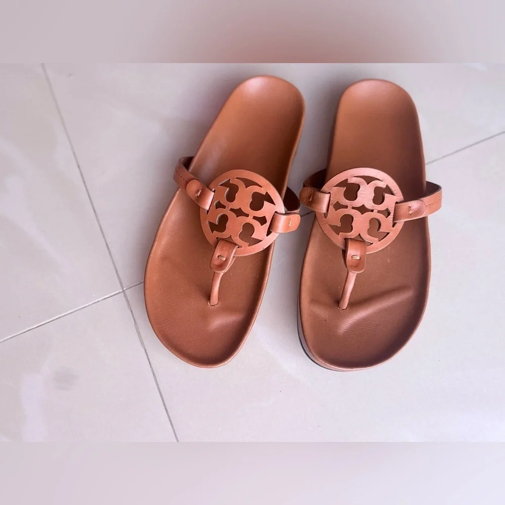 Tory Burch Tan Leather Sandals brown size 9